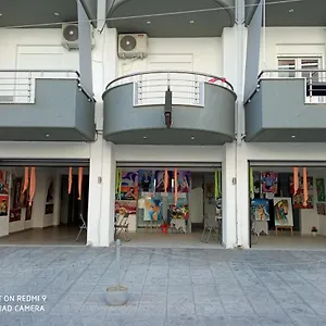  Appart hôtel Artistic Rent &